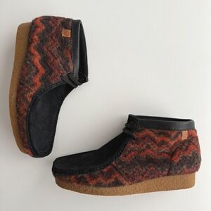 Clarks EUC Chacre Black Orange Combi Wool Wallabee Crepe Sole Boots sz 8 1/2